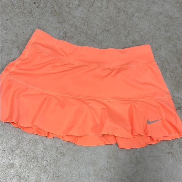 Nike Coral Tennis Skirt - NWOT - Dri Fit - Size Medium Shorts Attached - Picture 1 of 3